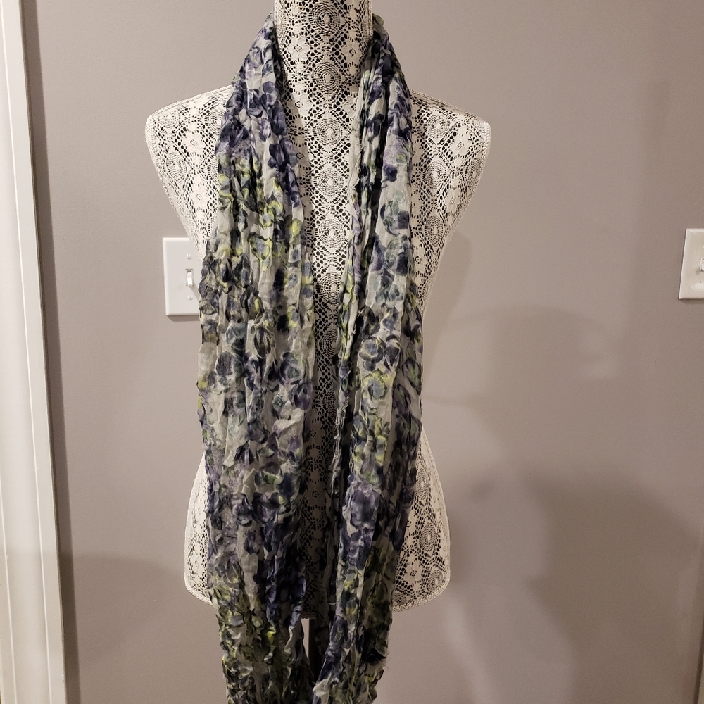 Infinity Scarf - Picture 2 of 2